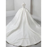 Dreamy Ball Gown Sweetheart Sleeveless White Lace Wedding Dresses With Beads HZ1024