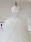 Dreamy Ball Gown Strapless Sleeveless White Tulle Wedding Dresses With Ruffles HZ1024