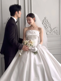Classy Elegant Ball Gown Strapless White Satin Applique With Veil Gloves Long Wedding Dresses HZ1024