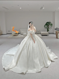 Classy Ball Gown Strapless Satin Pleated Applique With Veil Long Wedding Dresses HZ1024