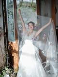 Pretty A Line Spaghetti Straps Tulle Lace With Veil Long Wedding Dresses HZ1024