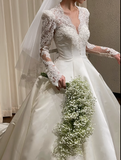 Elegant Ball Gown V Neck Satin Lace Long Sleeves With Veil Long Wedding Dresses HZ1024