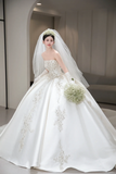 Dreamy Ball Gown Strapless Satin Applique With Veil Gloves Long Wedding Dresses HZ1024