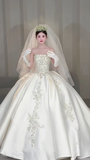 Dreamy Ball Gown Strapless Satin Applique With Veil Gloves Long Wedding Dresses HZ1024