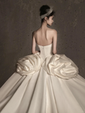 Elegant Ball Gown Strapless Satin Long Wedding Dresses HZ1024