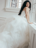 Dreamy Ball Gown Strapless Satin Tulle Long Wedding Dresses HZ1024