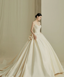 Dreamy Ball Gown Strapless Satin With Veil Long Wedding Dresses HZ1024