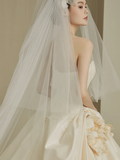 Dreamy Ball Gown Strapless Satin With Veil Long Wedding Dresses HZ1024