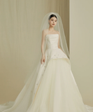 Elegant Ball Gown Strapless Satin Tulle Beaded With Veil Long Wedding Dresses HZ1024