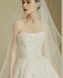 Elegant Ball Gown Strapless Satin Tulle Beaded With Veil Long Wedding Dresses HZ1024