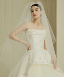 Elegant Ball Gown Strapless Satin Tulle Beaded With Veil Long Wedding Dresses HZ1024