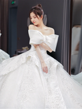 Unique Ball Gown Strapless Satin Tulle Lace Sequin Beaded With Bow Long Wedding Dresses HZ1024