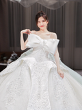 Unique Ball Gown Strapless Satin Tulle Lace Sequin Beaded With Bow Long Wedding Dresses HZ1024