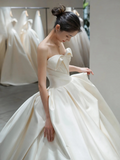 Pretty Ball Gown Strapless Satin Pleated With Veil Long Wedding Dresses HZ1024