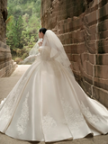Elegant Ball Gown Strapless Satin Applique With Gloves Veil Long Wedding Dresses HZ1024