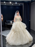 Gorgeous Ball Gown Strapless Satin Chiffon With Veil Long Wedding Dresses HZ1024