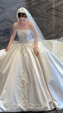 Elegant Ball Gown Strapless Satin Applique With Veil Long Wedding Dresses HZ1024