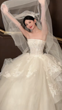 Dreamy Ball Gown Strapless White Tulle Lace With Gloves Veil Long Wedding Dresses HZ1024